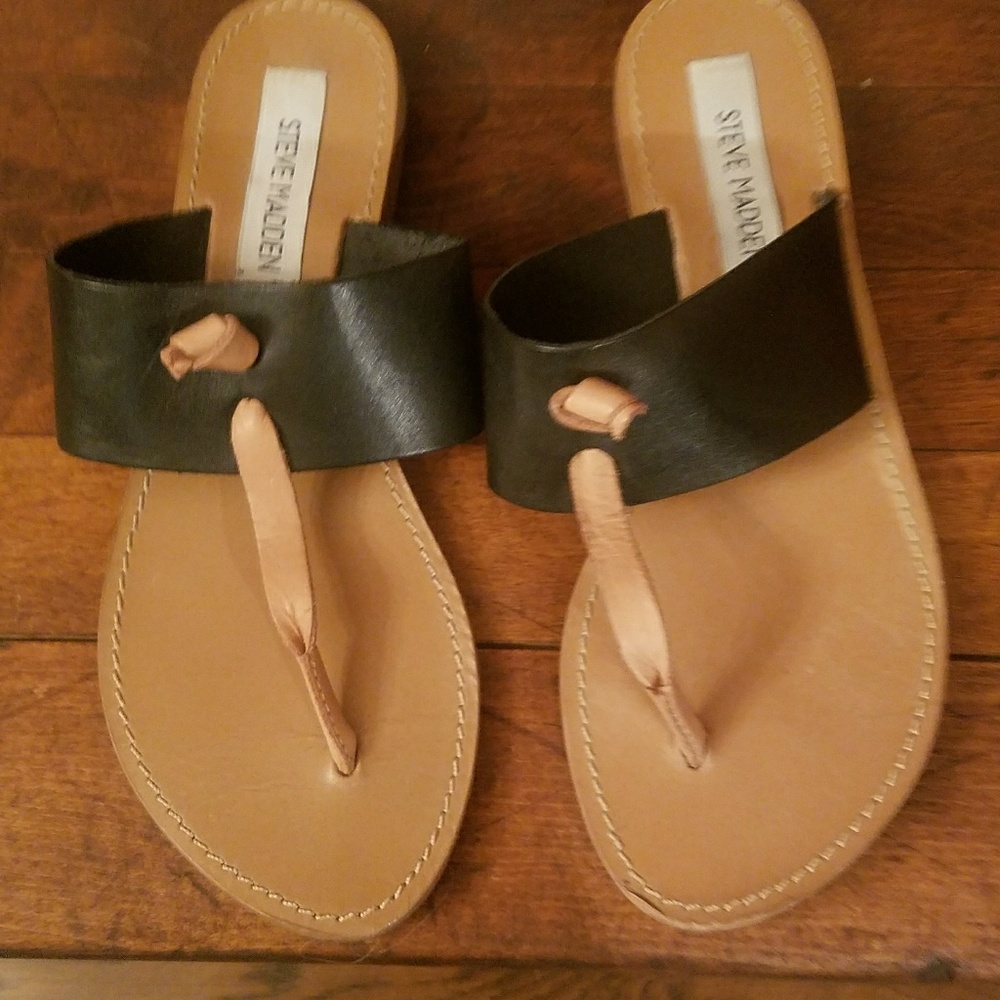 Steve madden sandals/flip flops